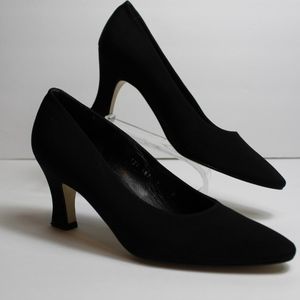 Bandolino Leather Classic Pump Heel Black Soft